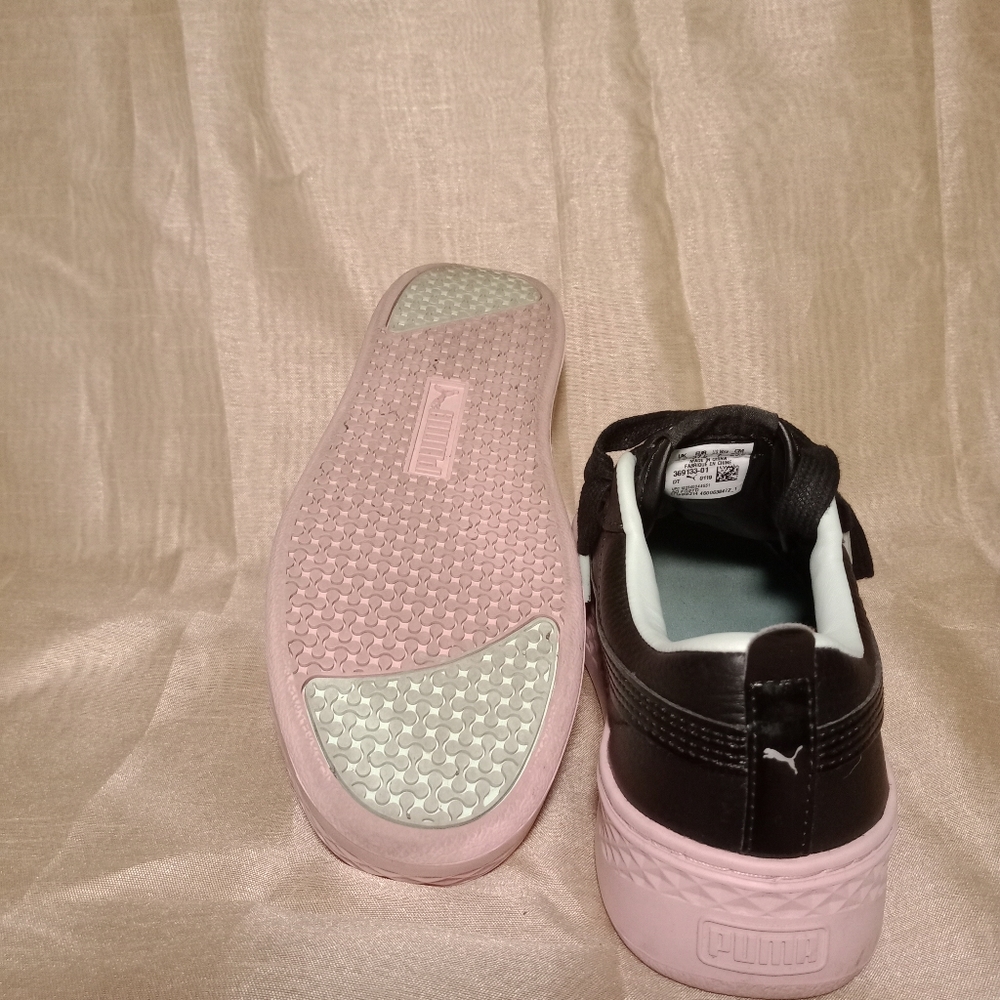 Puma multicolor sneakers
